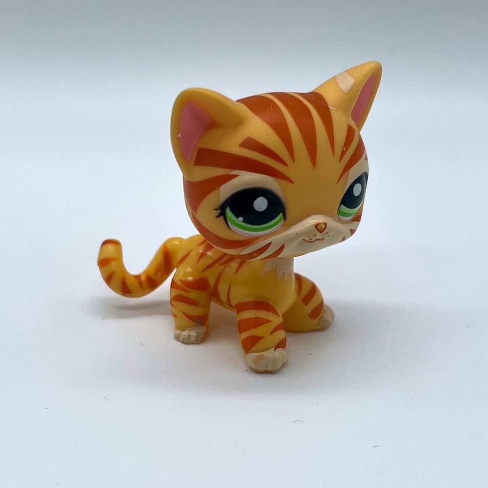 Hasbro Littlest Pet Shop Short-hair Tiger Striped Cat 1451 LPS Authentic